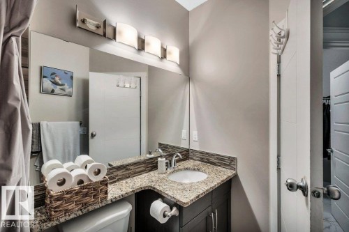 3671 8 Street, Edmonton, AB - Indoor Photo Showing Bathroom