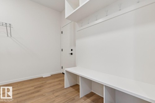 432 30 Street, Edmonton, AB - Indoor Photo Showing Other Room