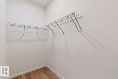 432 30 Street, Edmonton, AB - Indoor With Storage