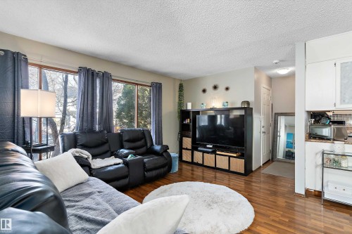 12914 69 Street, Edmonton, AB - Indoor Photo Showing Living Room