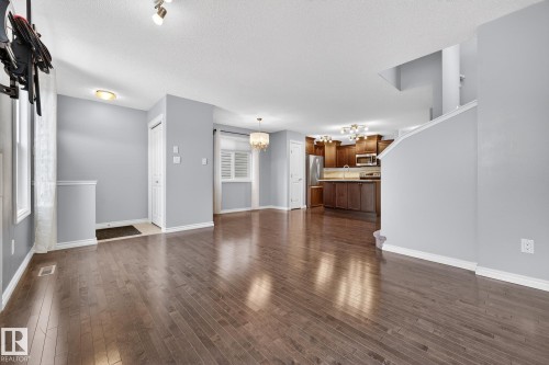 21406 94A Avenue, Edmonton, AB - Indoor