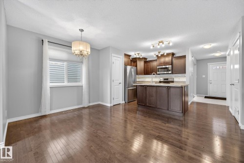 21406 94A Avenue, Edmonton, AB - Indoor Photo Showing Kitchen