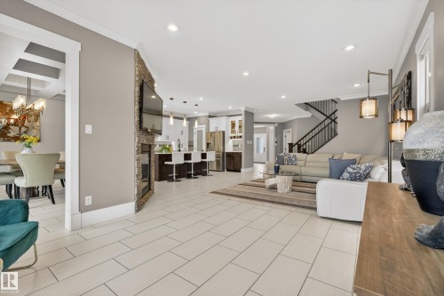 2003 Ainslie Link Link, Edmonton, AB - Indoor