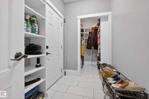 2003 Ainslie Link Link, Edmonton, AB - Indoor