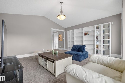 2003 Ainslie Link Link, Edmonton, AB - Indoor