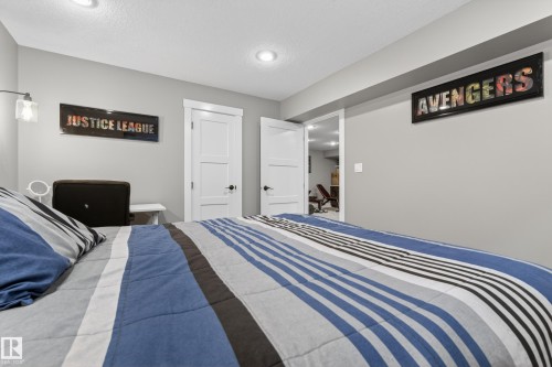 2003 Ainslie Link Link, Edmonton, AB - Indoor Photo Showing Bedroom
