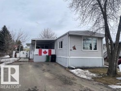 46 Round Road  Edmonton, AB T6P 1B3