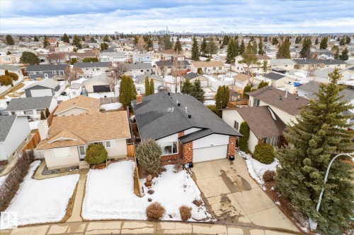 8427 152B Avenue, Edmonton, AB - Outdoor With View