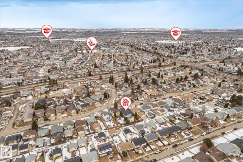 8427 152B Avenue, Edmonton, AB - Outdoor With View