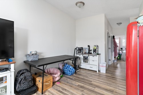 6103-6105 97A Avenue, Edmonton, AB - Indoor
