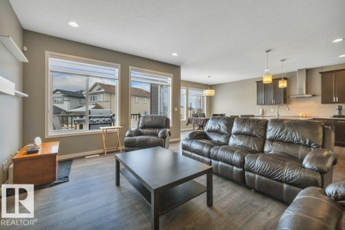 1844 56 Street, Edmonton, AB - Indoor Photo Showing Living Room