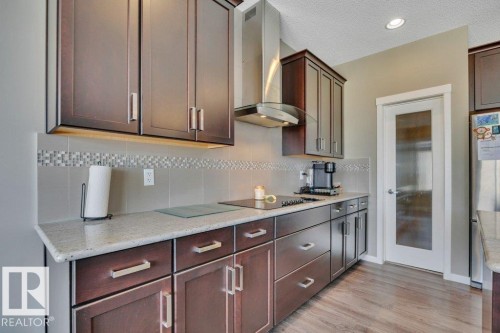 1844 56 Street, Edmonton, AB - Indoor Photo Showing Kitchen