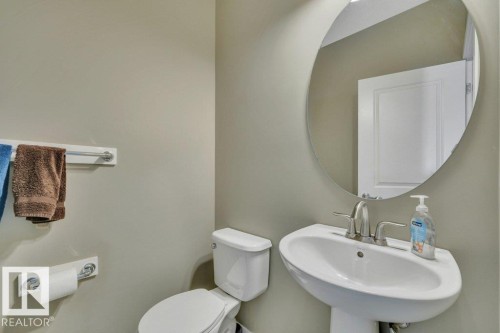 1844 56 Street, Edmonton, AB - Indoor Photo Showing Bathroom