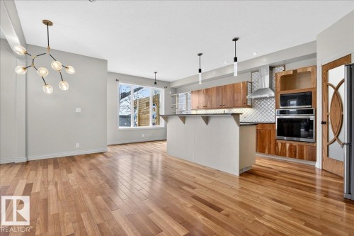 1004 Downey Way, Edmonton, AB - Indoor Photo Showing Kitchen