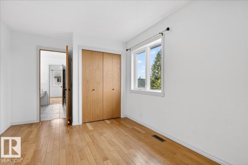1004 Downey Way, Edmonton, AB - Indoor Photo Showing Other Room