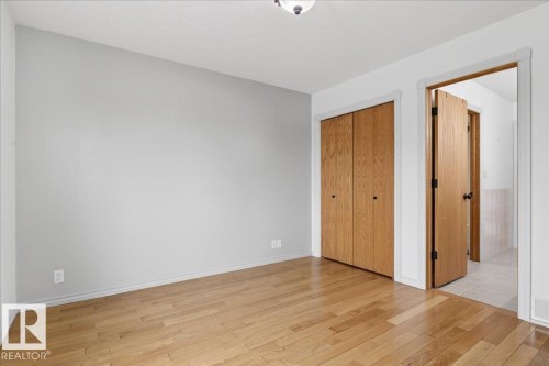 1004 Downey Way, Edmonton, AB - Indoor Photo Showing Other Room