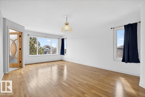 1004 Downey Way, Edmonton, AB - Indoor