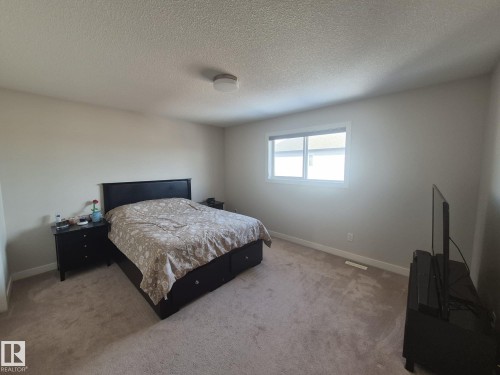 3308 18B Avenue, Edmonton, AB - Indoor Photo Showing Bedroom