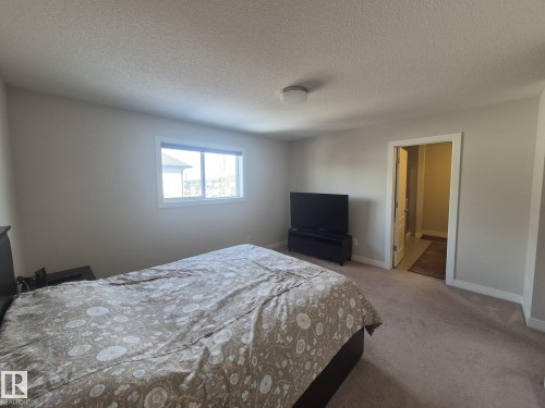 3308 18B Avenue, Edmonton, AB - Indoor Photo Showing Bedroom