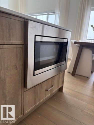 5039 Cawsey Link, Edmonton, AB - Indoor Photo Showing Other Room