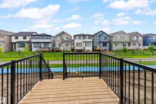 5039 Cawsey Link, Edmonton, AB 