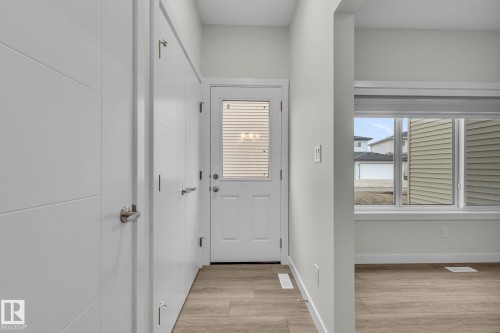 307 Brae Way, Leduc, AB - Indoor Photo Showing Other Room