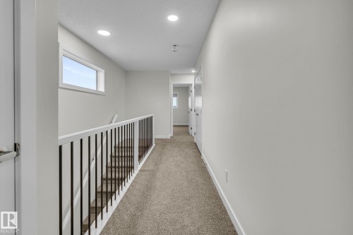 307 Brae Way, Leduc, AB - Indoor Photo Showing Other Room