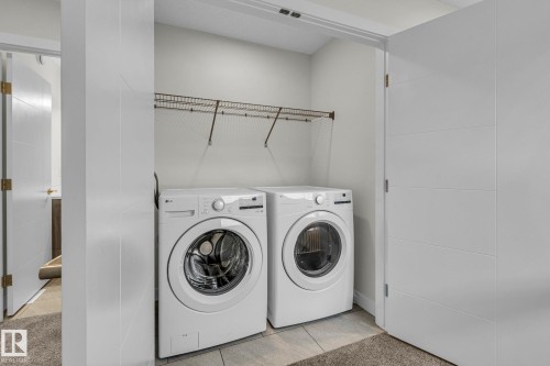 307 Brae Way, Leduc, AB - Indoor Photo Showing Laundry Room