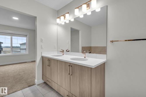 307 Brae Way, Leduc, AB - Indoor Photo Showing Bathroom