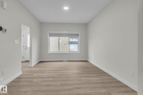 307 Brae Way, Leduc, AB - Indoor Photo Showing Other Room