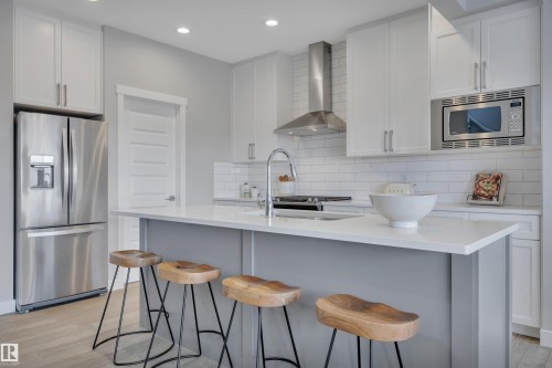 7490 Creighton Place, Edmonton, AB - Indoor Photo Showing Kitchen With Stainless Steel Kitchen With Upgraded Kitchen