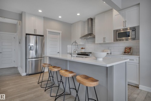 7490 Creighton Place, Edmonton, AB - Indoor Photo Showing Kitchen With Stainless Steel Kitchen With Upgraded Kitchen