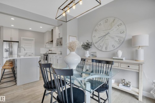 7490 Creighton Place, Edmonton, AB - Indoor