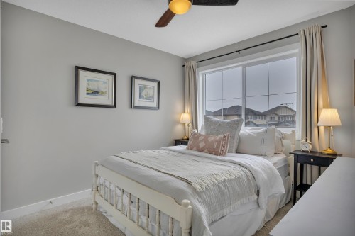 7490 Creighton Place, Edmonton, AB - Indoor Photo Showing Bedroom