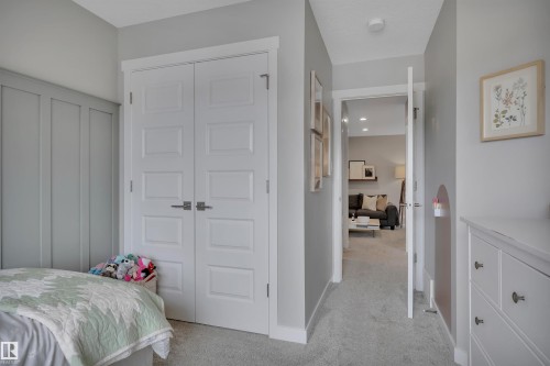 7490 Creighton Place, Edmonton, AB - Indoor Photo Showing Bedroom