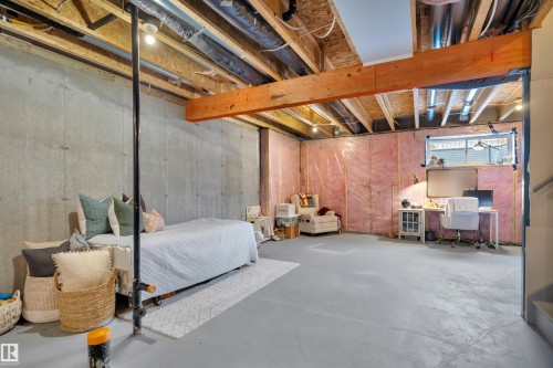 7490 Creighton Place, Edmonton, AB - Indoor Photo Showing Basement