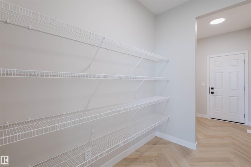 20632 43 Avenue, Edmonton, AB - Indoor With Storage