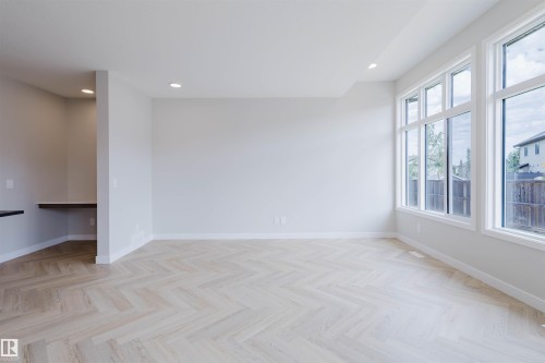 20632 43 Avenue, Edmonton, AB - Indoor Photo Showing Other Room