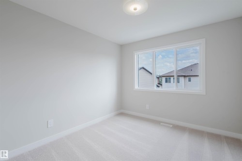 20632 43 Avenue, Edmonton, AB - Indoor Photo Showing Other Room