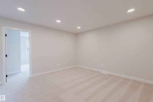 20632 43 Avenue, Edmonton, AB - Indoor Photo Showing Other Room