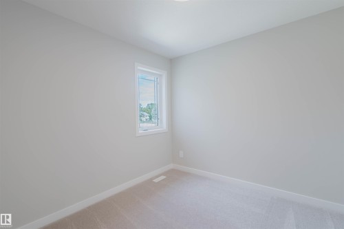 20632 43 Avenue, Edmonton, AB - Indoor Photo Showing Other Room