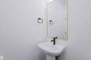 20632 43 Avenue, Edmonton, AB  - Indoor Photo Showing Bathroom 