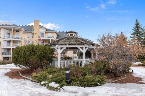 124 15499 Castle Downs Road, Edmonton, AB - Outdoor