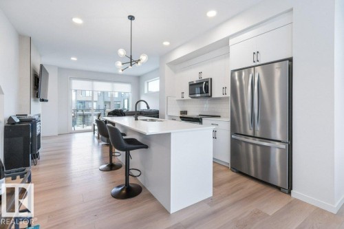 70 Westwind Drive, Spruce Grove, AB - Indoor Photo Showing Kitchen With Stainless Steel Kitchen With Upgraded Kitchen