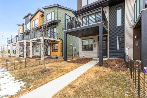 70 Westwind Drive, Spruce Grove, AB - Outdoor With Balcony With Facade