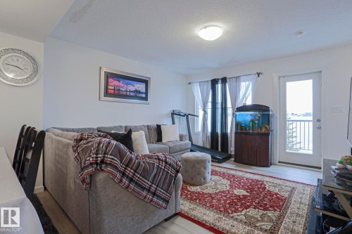 37 1530 Tamarack Boulevard, Edmonton, AB - Indoor Photo Showing Other Room