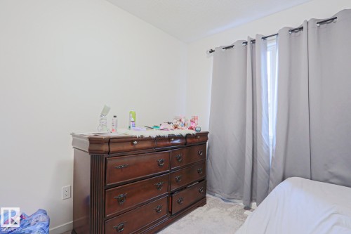 37 1530 Tamarack Boulevard, Edmonton, AB - Indoor