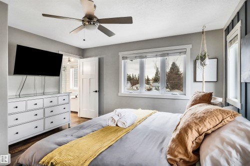 10430 148 Street, Edmonton, AB - Indoor Photo Showing Bedroom