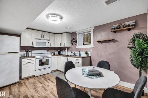10430 148 Street, Edmonton, AB - Indoor
