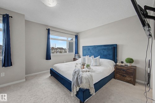 51 7503 Getty Gate, Edmonton, AB - Indoor Photo Showing Bedroom